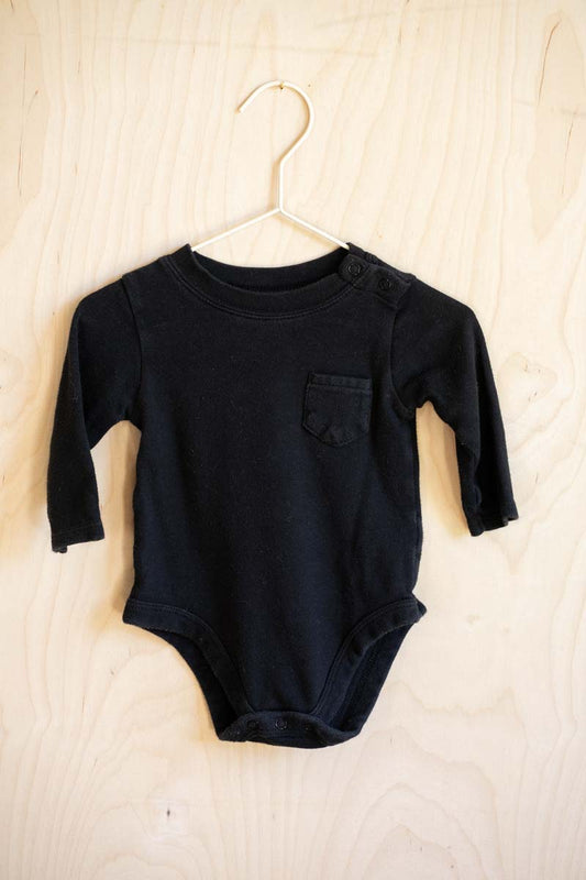 Black Long Sleeve Bodysuit: 3-6mos