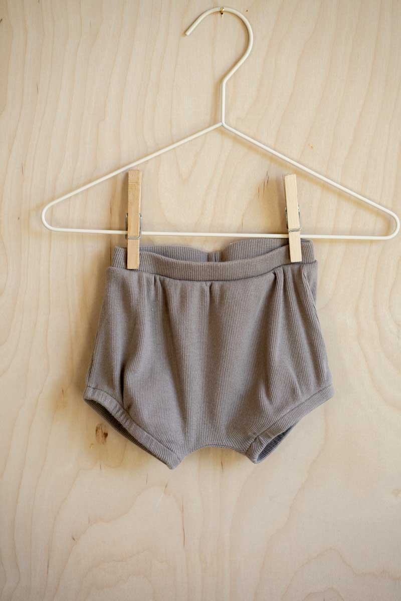 Taupe Organic Ribbed Bloomers: 3mos