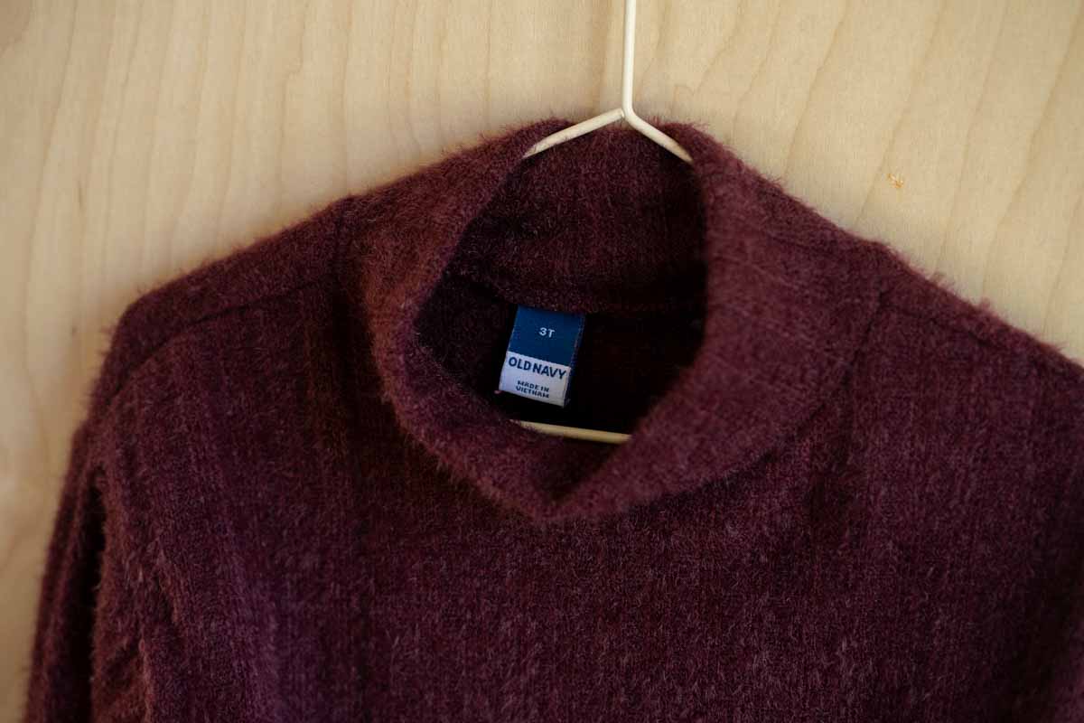 Burgundy Fuzzy Sweater: 3T