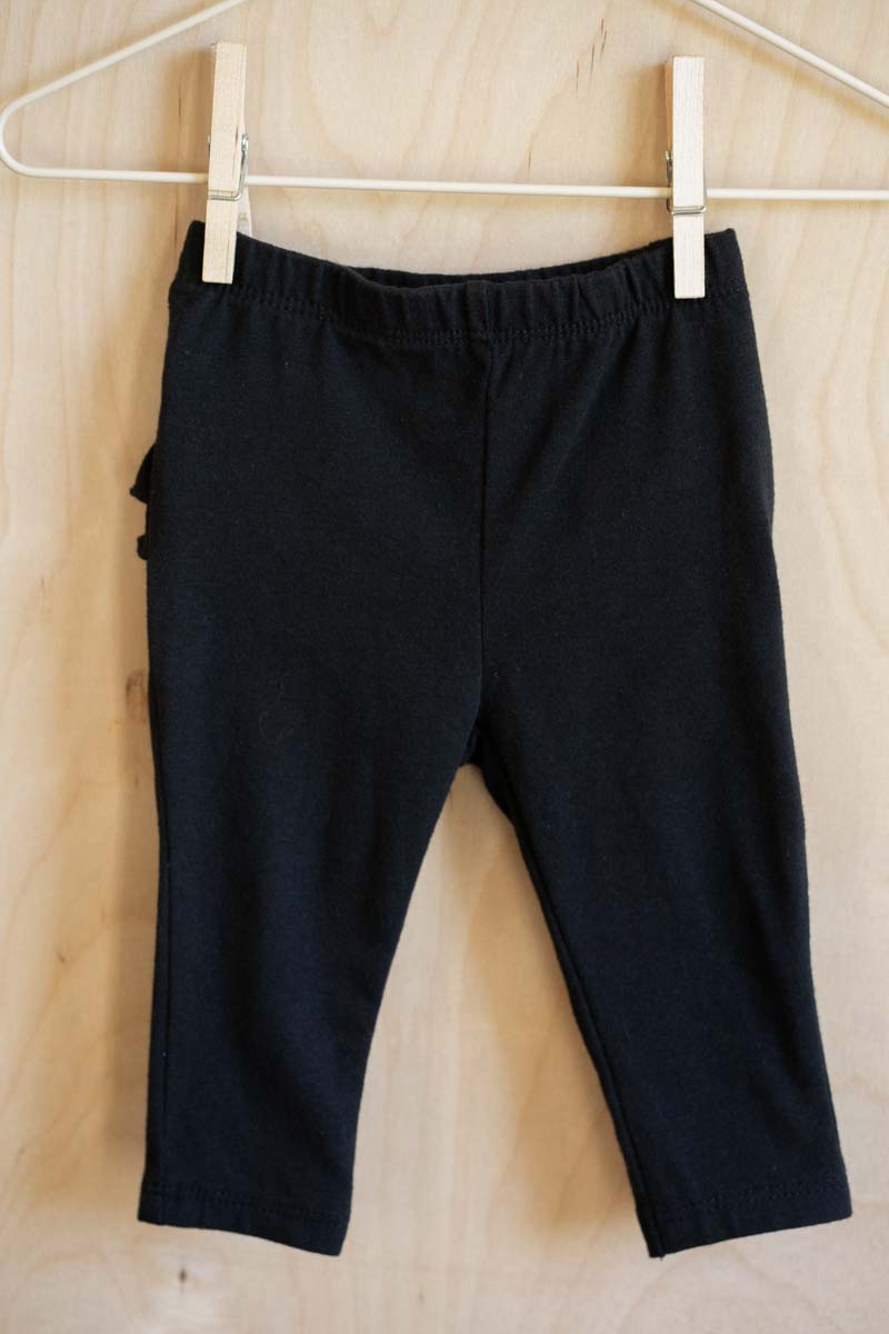 Black Ruffled Leggings: 3-6mos