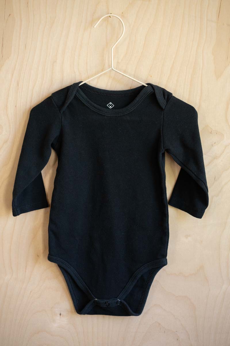 Black Long Sleeve Bodysuit: 9-12mos