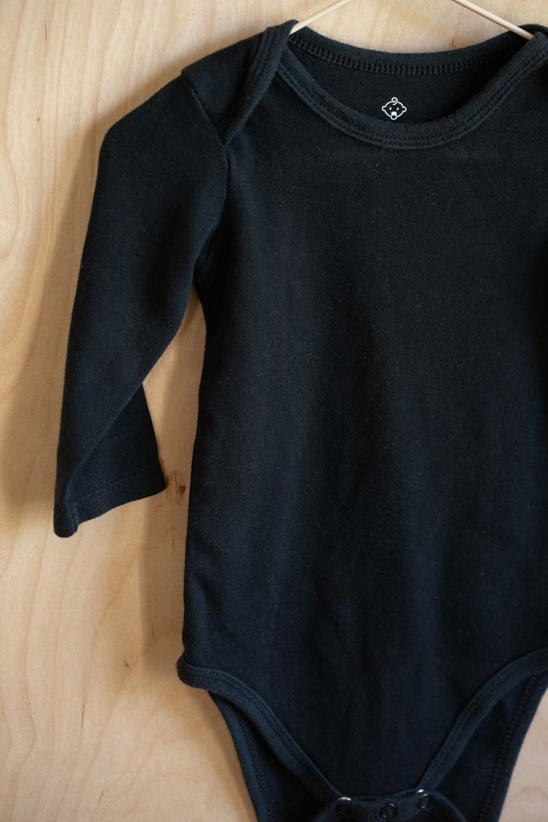 Black Long Sleeve Bodysuit: 9-12mos